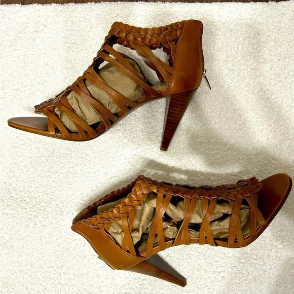 Vince Camuto sandals Size 9.5 - Picture 10 of 10